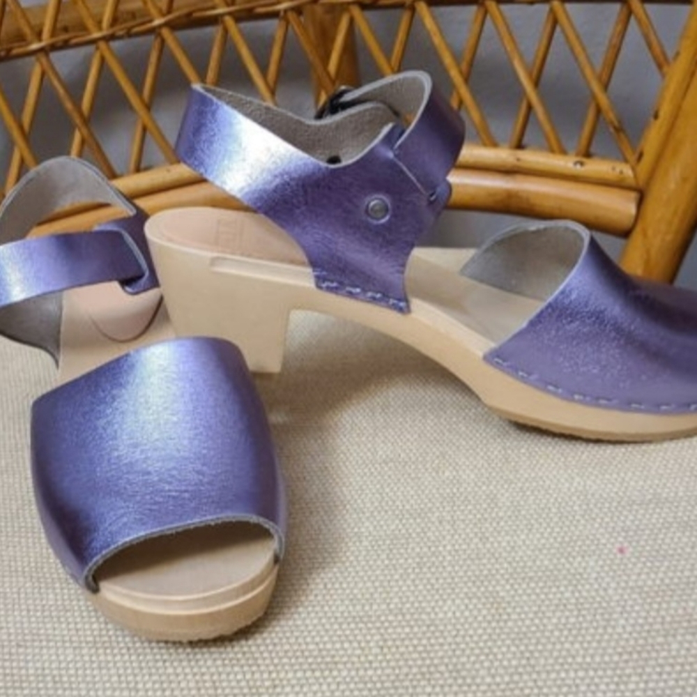 Bryr Emma Spanish Toe Metallic Lavender